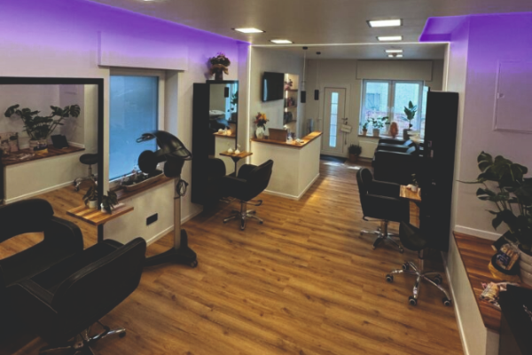 Bild 2 von SE HairDeSayn